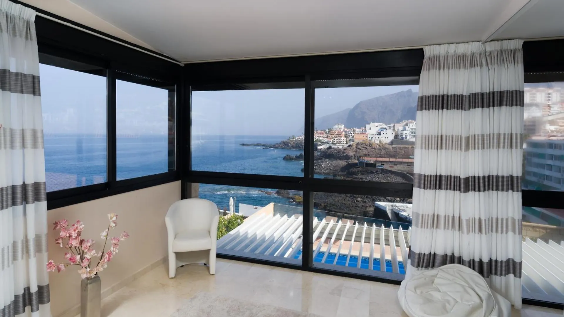 Villa Rada Gigantes Puerto de Santiago  Spain